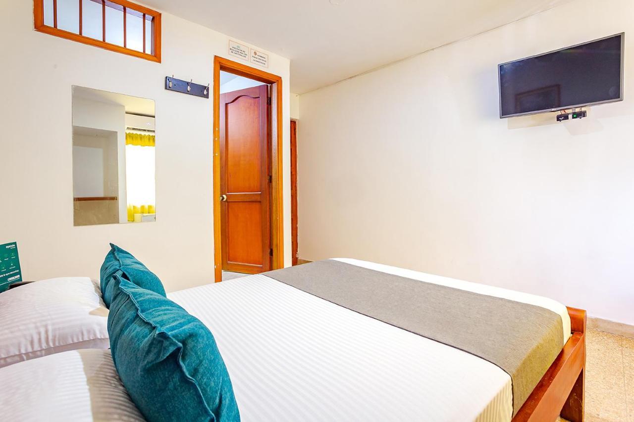 Hotel Meryland ซินเซเลโฮ ภายนอก รูปภาพ