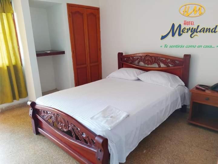 Hotel Meryland ซินเซเลโฮ ภายนอก รูปภาพ