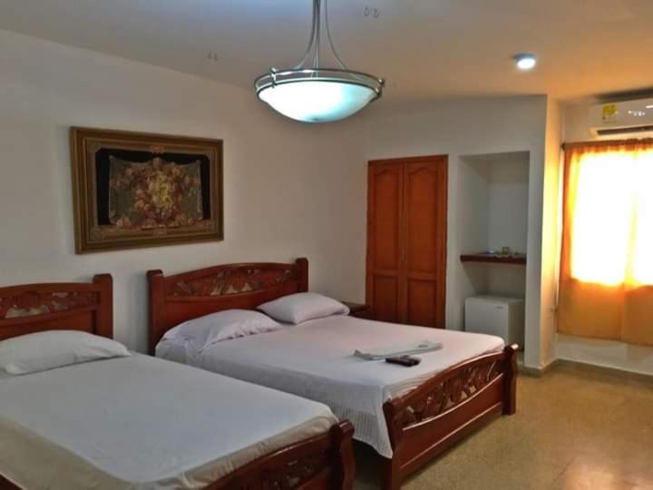 Hotel Meryland ซินเซเลโฮ ภายนอก รูปภาพ